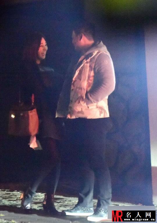 少女时代Yuri地下恋情曝光 与运动员男友约会照片(1)