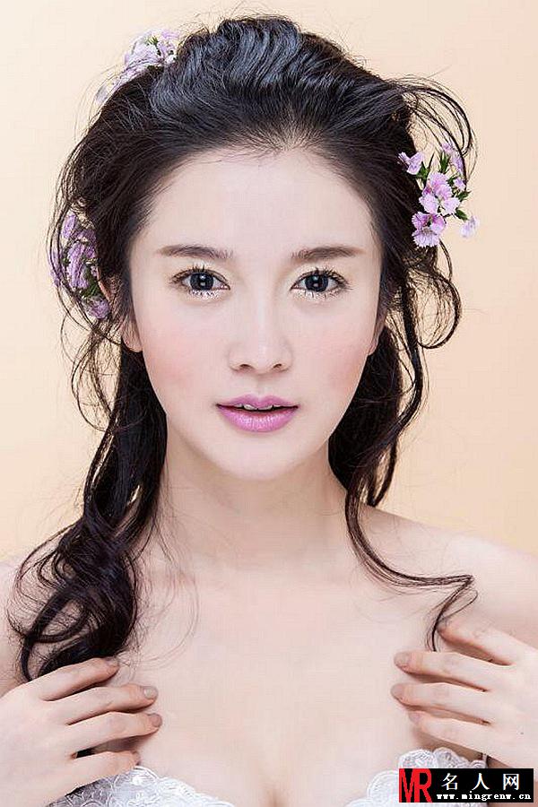 演员李艾瑾最新写真 妩媚妖艳获赞(1)