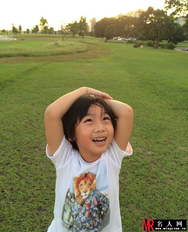 Kimi长大了 爱哭小子变活泼暖男(1)