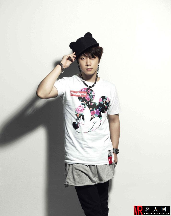 FTISLAND最新时尚写真 新时代花美男(1)