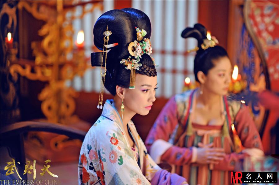 武则天曝张庭定妆照 古装造型雍容华贵(1)
