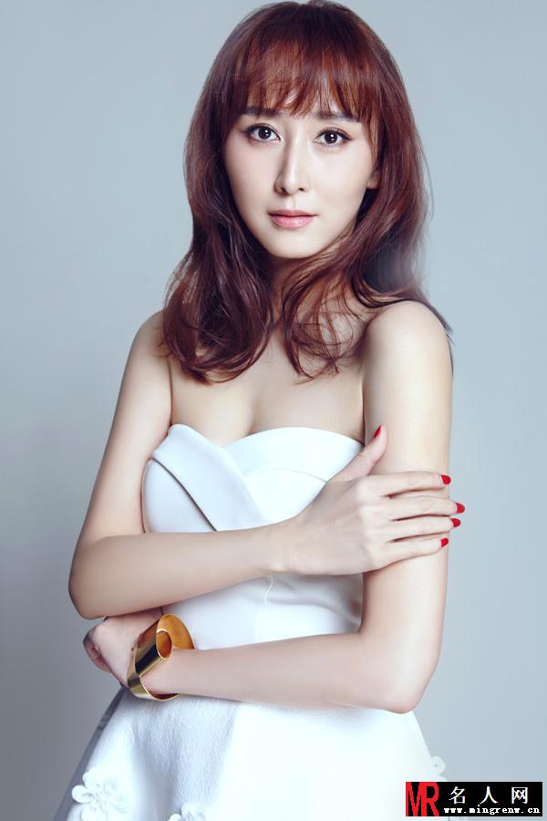 胡静时尚写真 展豪门媳妇百变魅力(1)