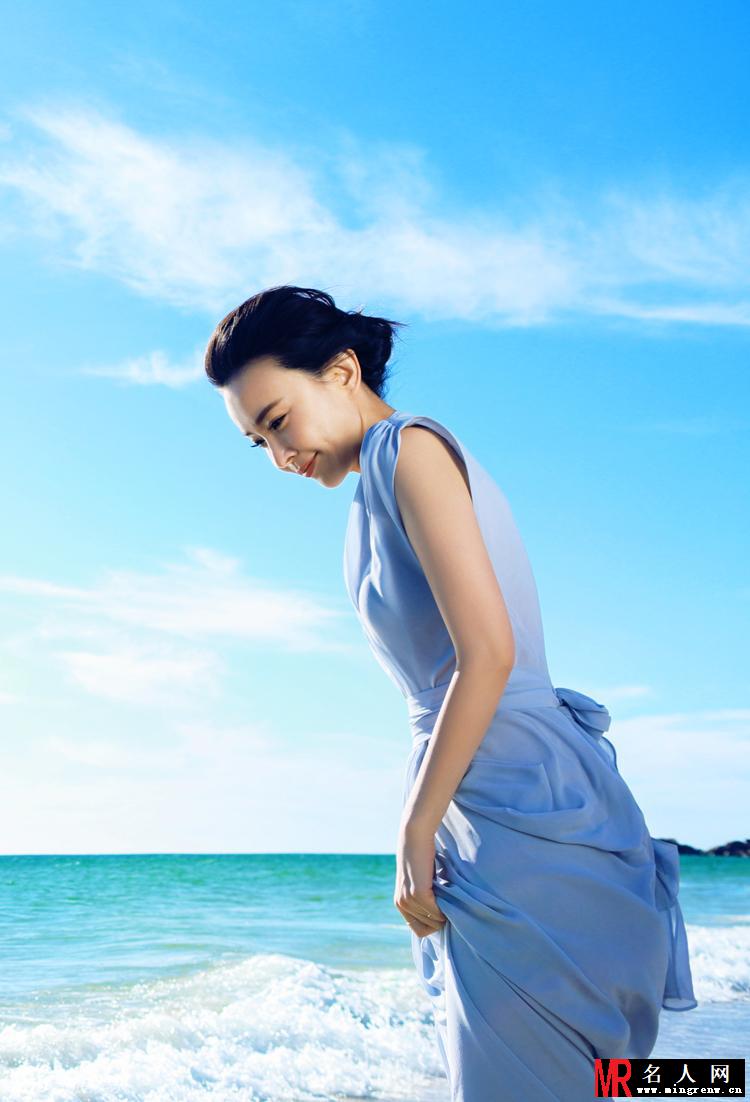 刘威葳海边清新唯美写真 优雅演绎夏日风情(1)
