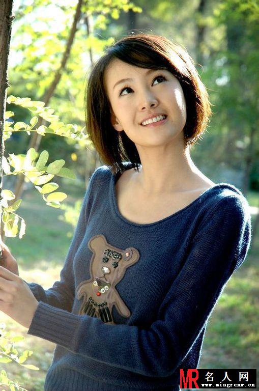 郑爽早期个人青涩写真 展灿烂笑靥(1)