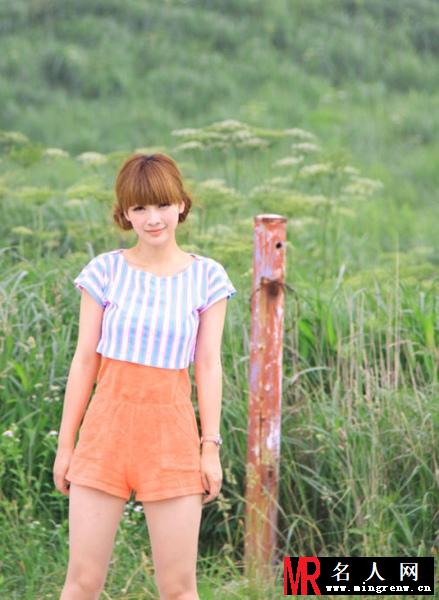 性感女神柳岩小清新甜美写真图片(1)