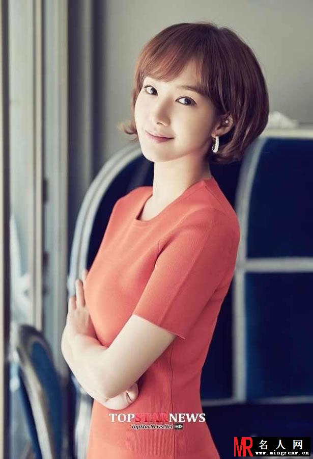 韩星朴敏英最新写真 尽展甜美笑靥(1)