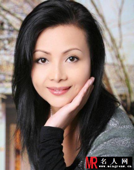 郭美美妈妈海量私照曝光 美艳外貌获赞(1)
