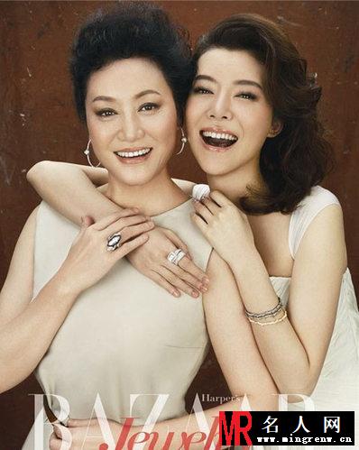 明星母女照大盘点 李小璐貌不如母亲(1)