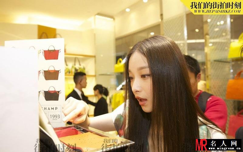 倪妮2014活动大图集第九弹 透明长裙美腿一览无遗(1)