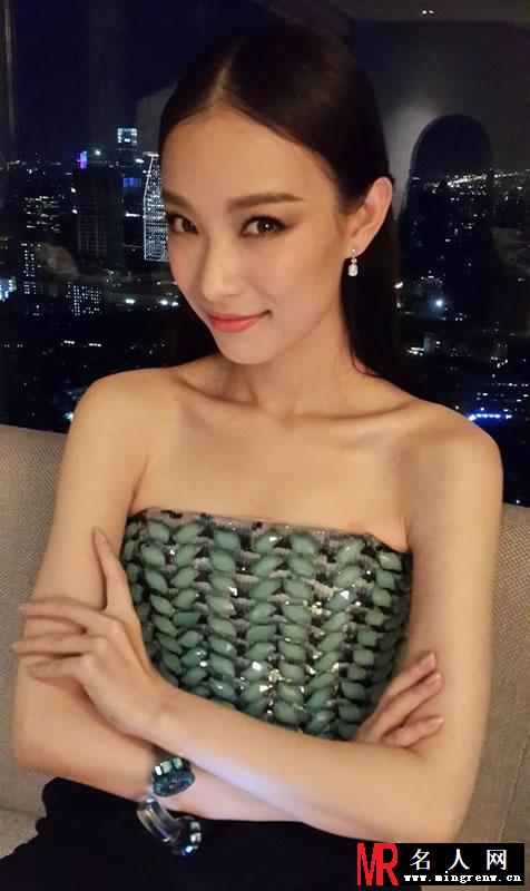 倪妮2013活动大图集第二弹 冯绍峰搂倪妮关系亲密(1)