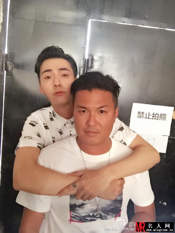 陈伟霆微博自拍2015年5月合集 童年照加马尾祝母亲节快乐(1)