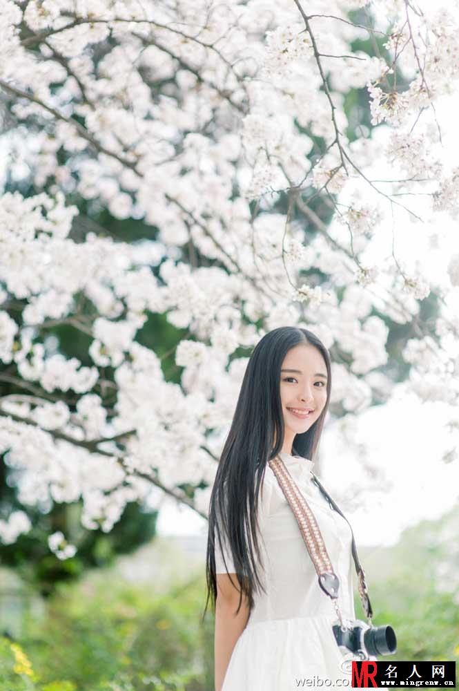 武大再现全能女神 李莎旻子樱花写真完胜黄灿灿(1)