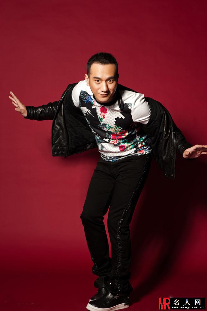 黄觉型男写真 搞怪雅痞酷劲儿十足(1)