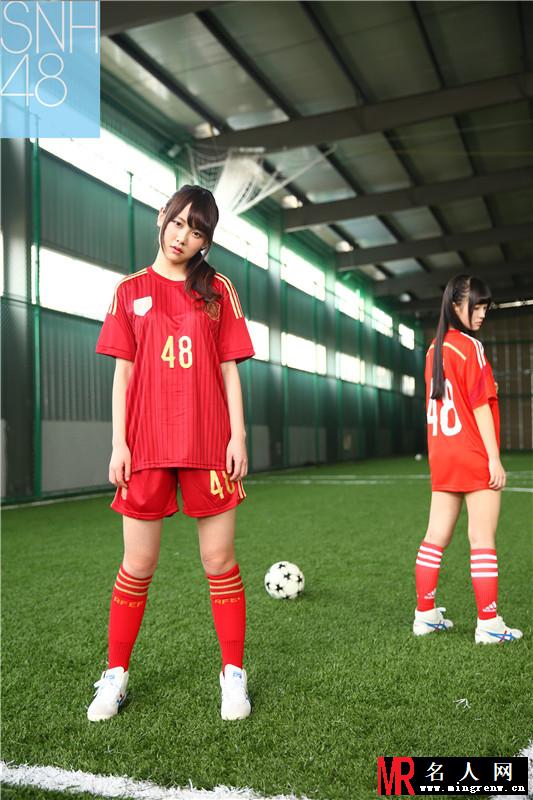 SNH48助阵世界杯 拍摄足球派对mv写真(1)