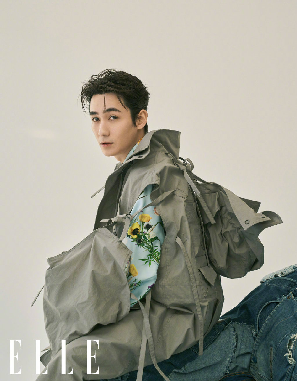 朱一龙登陆《ELLE》4月刊 释放暖男魅力(1)