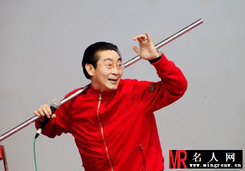六小龄童安徽传书香 现场再耍“金箍棒(1)