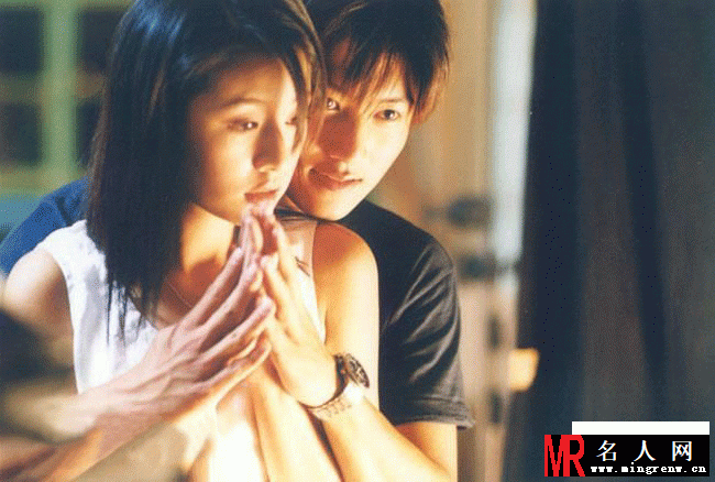 林心如早期青涩剧照欣赏 “紫薇格格”演绎不同角色信手拈来(1)