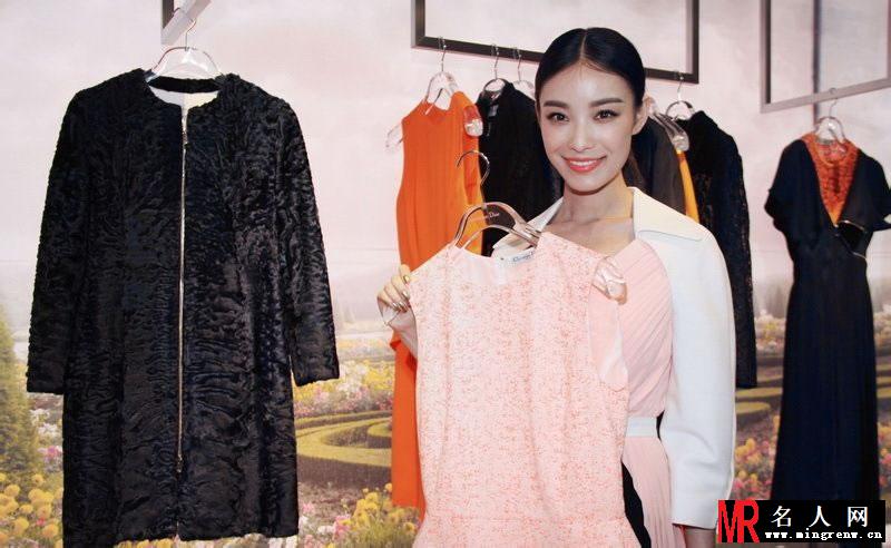 倪妮2013活动大图集第八弹 性感礼服大秀雪白玉背(1)