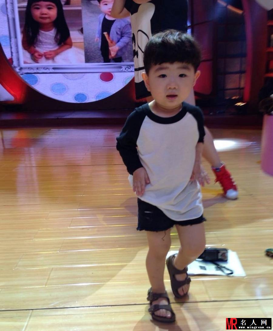 一大波鲜肉来袭 韩国嫩男大盘点(1)