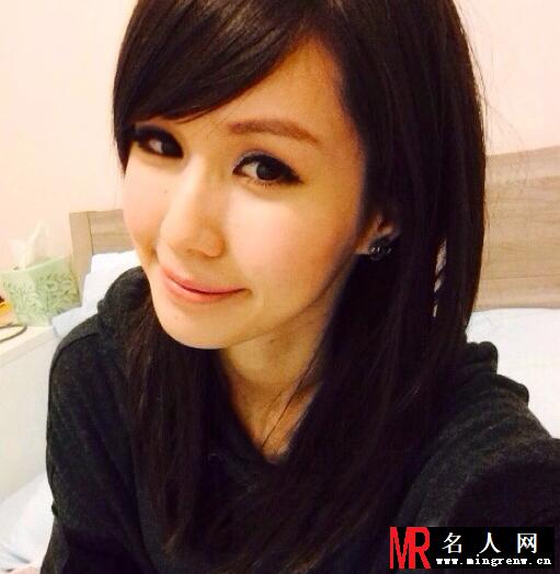 柯震东绯闻女友Tracy曝光 长发披肩清纯可爱(1)