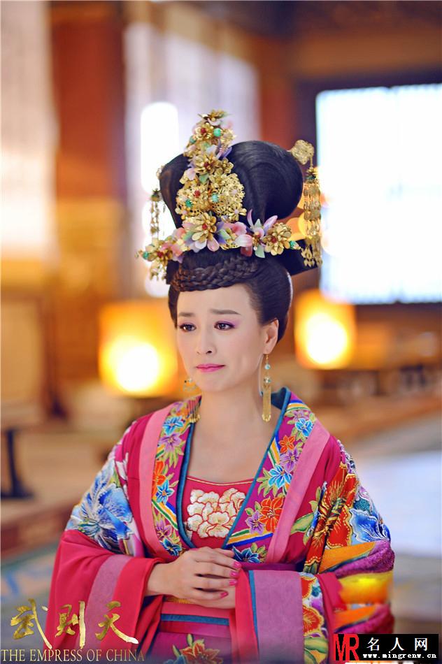 武则天曝张庭定妆照 古装造型雍容华贵(1)