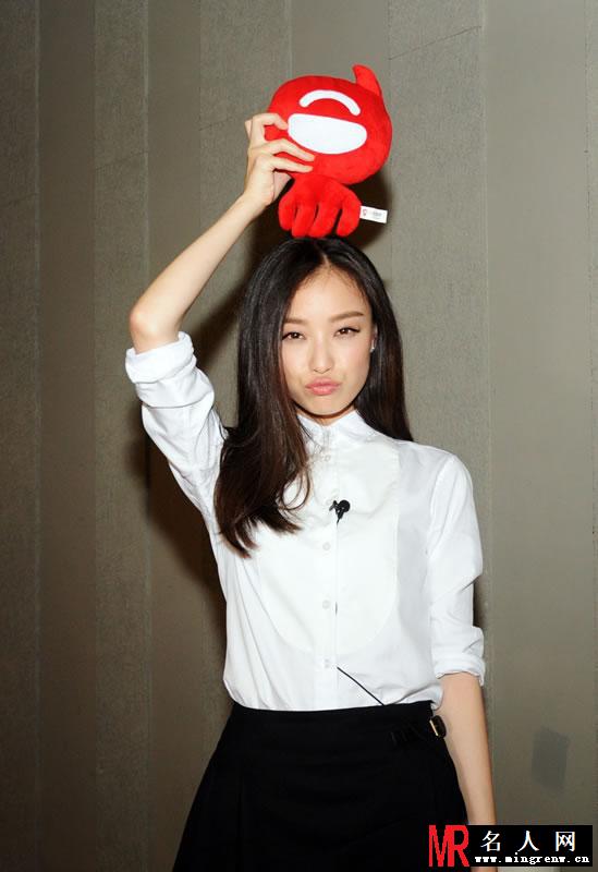 倪妮2014活动大图集第八弹 嘟嘴卖萌可爱清纯(1)