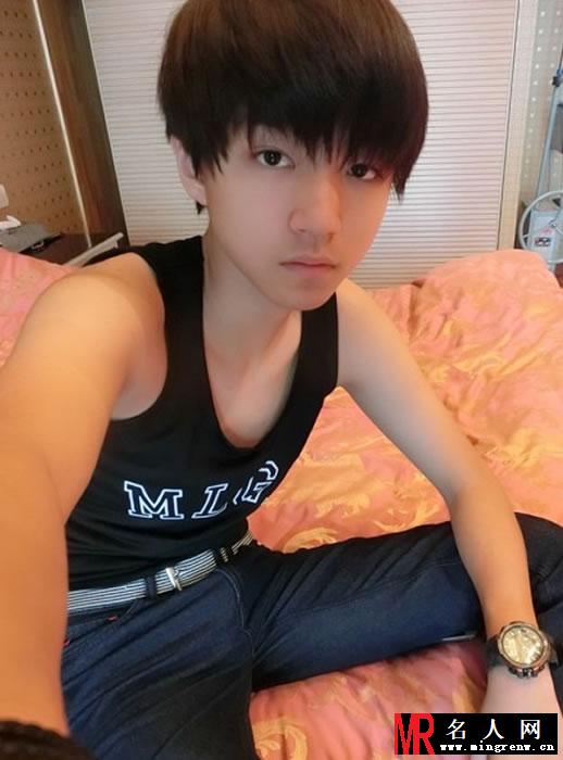 TFBOYS王俊凯2014年下半年帅气生活照集(1)