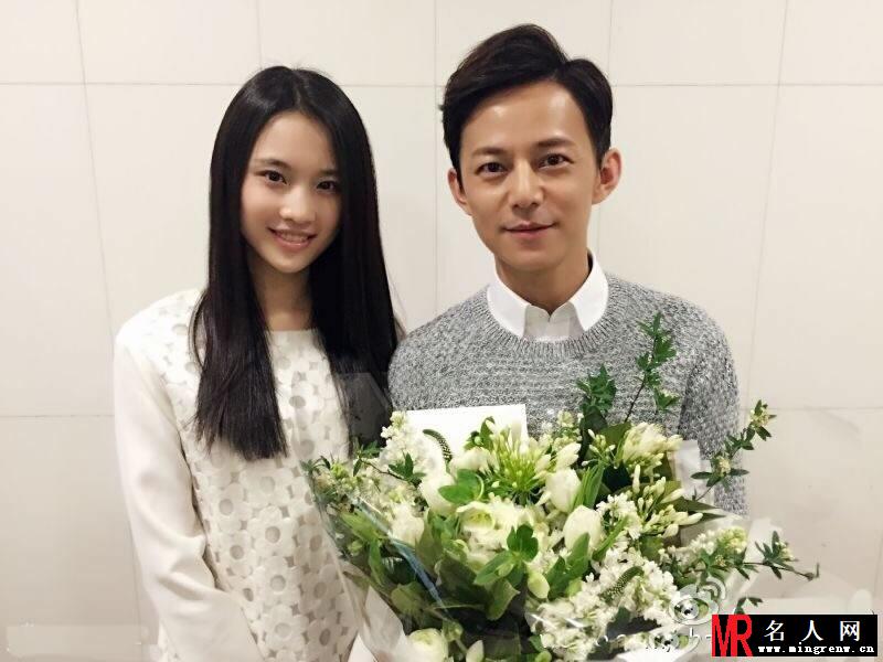 李易峰张慧雯《栀子花开2015》定妆照 何炅首执导(1)
