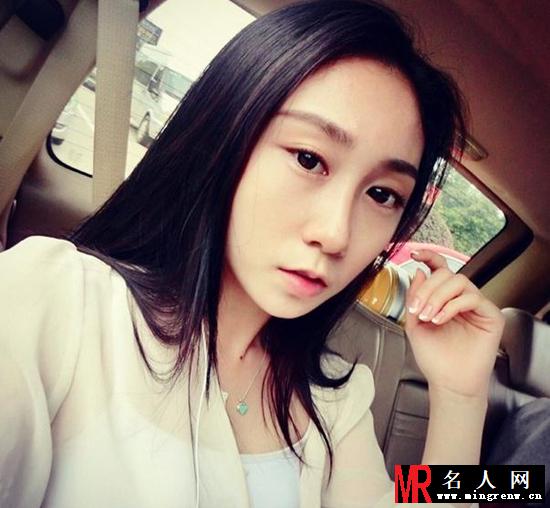 名嘴水均益女儿水亦诗私照 清纯动人继承父业(1)