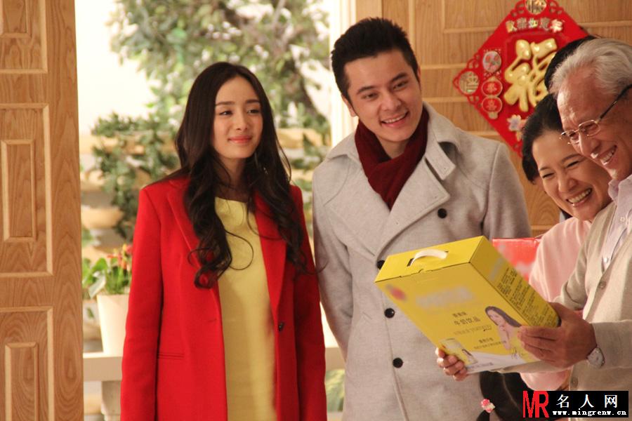 杨幂最新广告花絮曝光 与男星马晓辉成情侣(1)