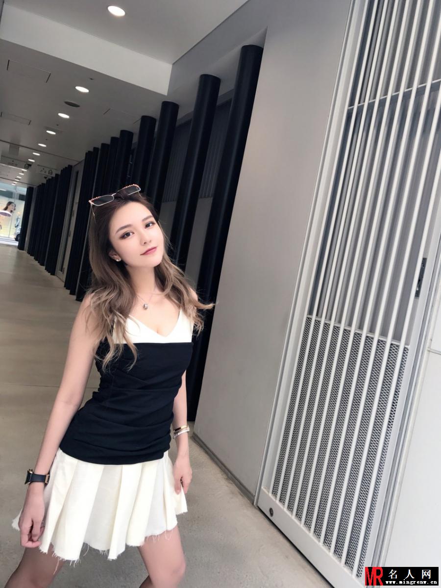 罗志祥女友清凉出街 优雅性感十分诱人(1)