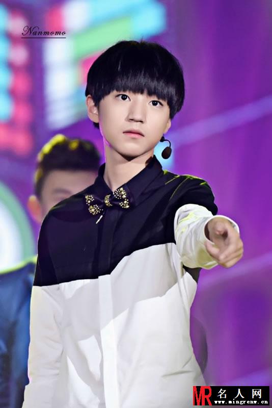 TFBOYS王俊凯《快乐大本营》现场(1)