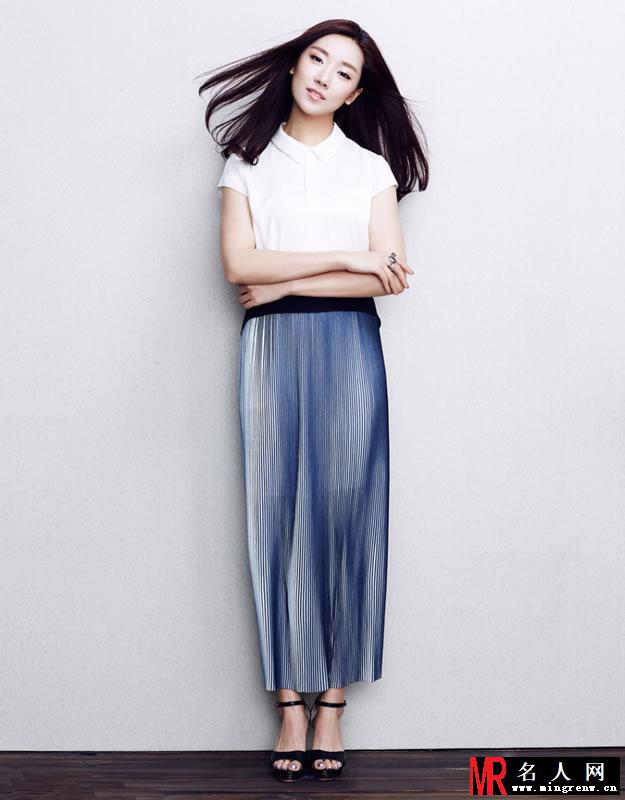 氧气女神菅韧姿全新写真 简单格调中彰显知性美(1)