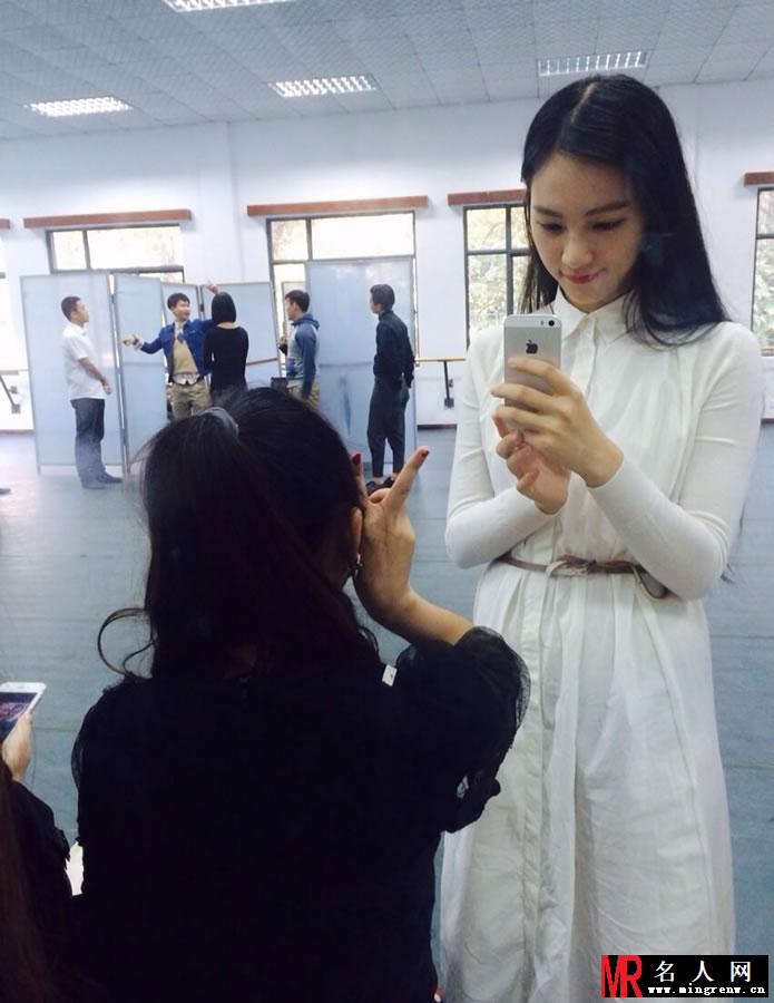 樱花女神黄灿灿海量生活照(1)