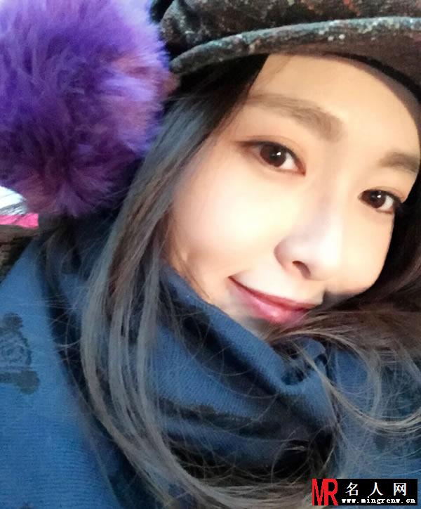 唐嫣海量甜美可人私照流出(1)