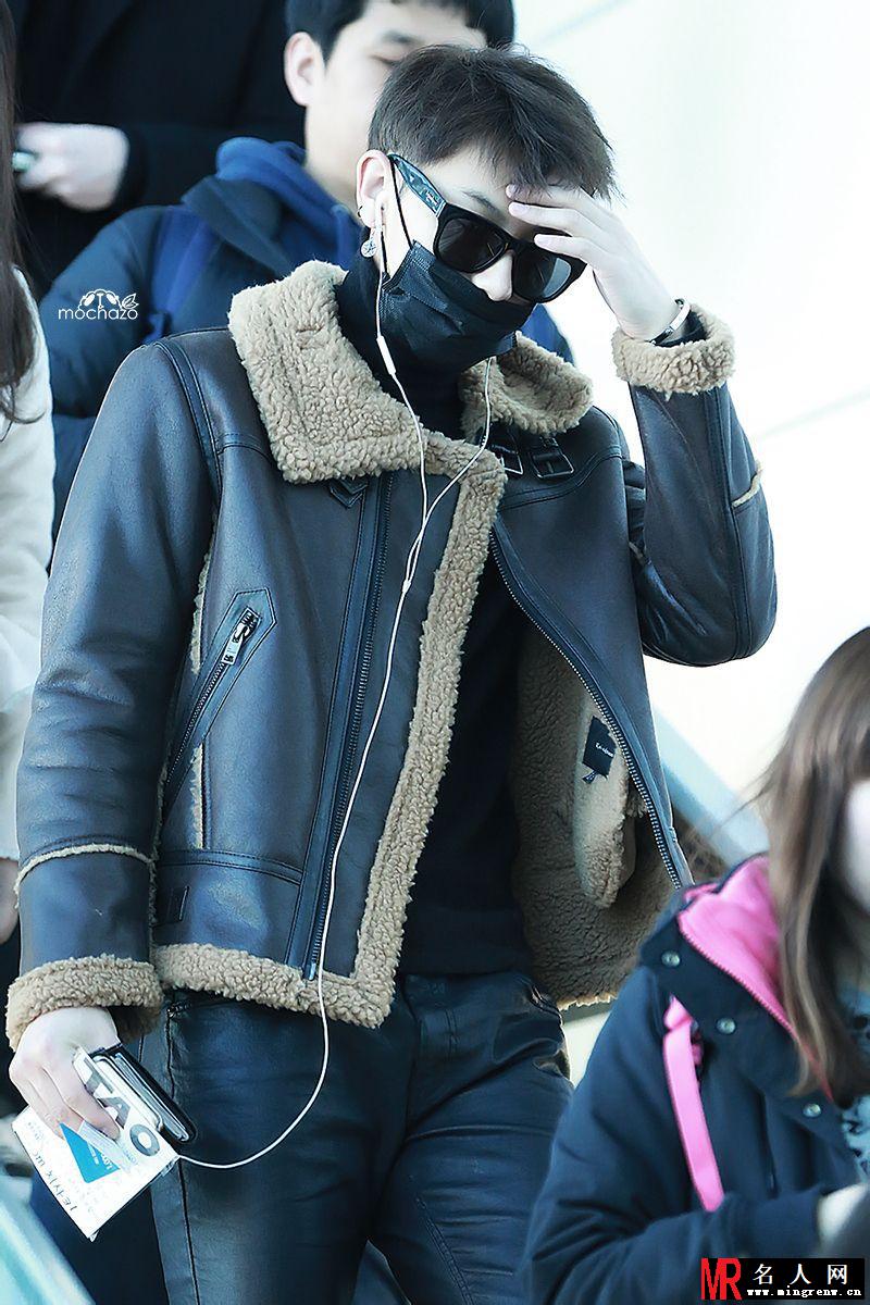2014年11月EXO帅气亮相机场写真日本返韩黄子韬图片写真(1)