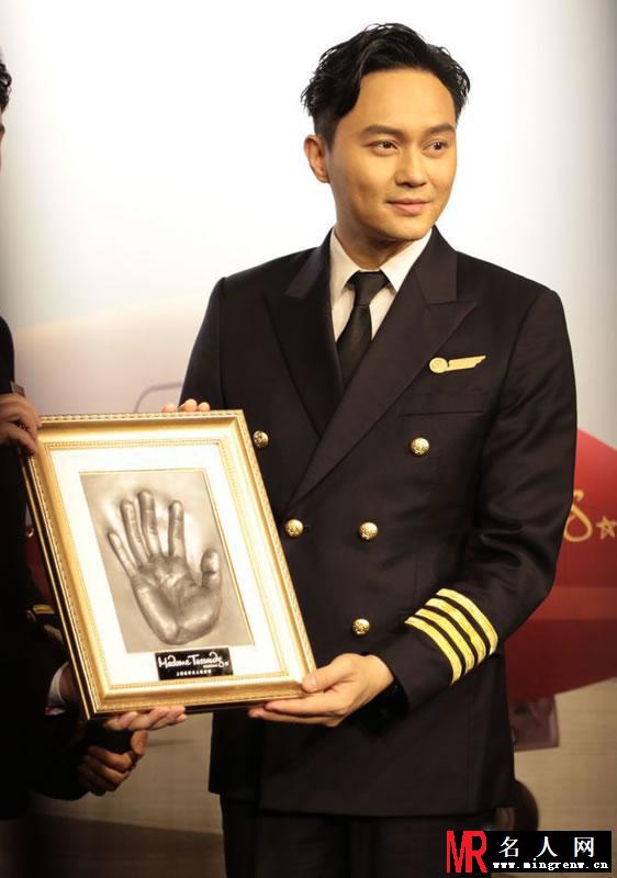 当张智霖遇到张智霖 神相似真假难分(1)