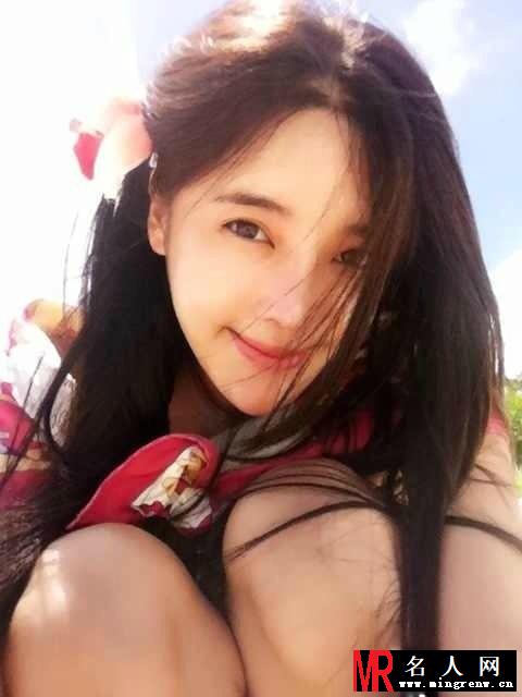 陈思诚出轨门女主角张璇私房自拍照曝光(1)
