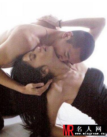 林熙蕾黄立行 盘点令人血脉膨胀的床上写真(1)