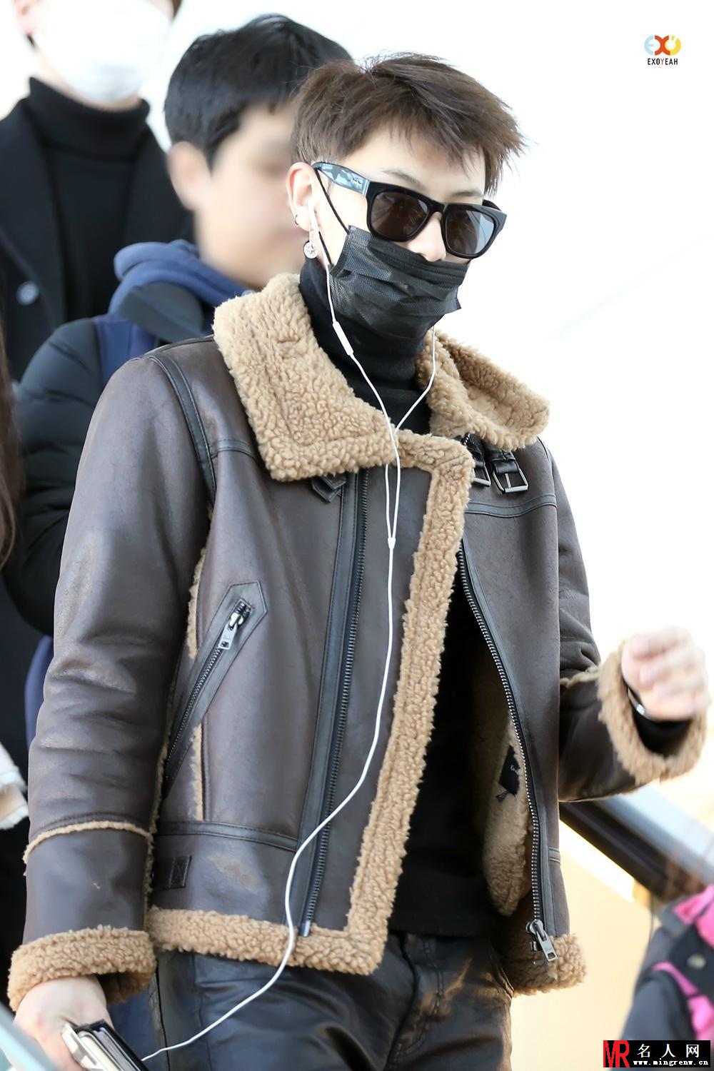 2014年11月EXO帅气亮相机场写真日本返韩黄子韬图片写真(1)