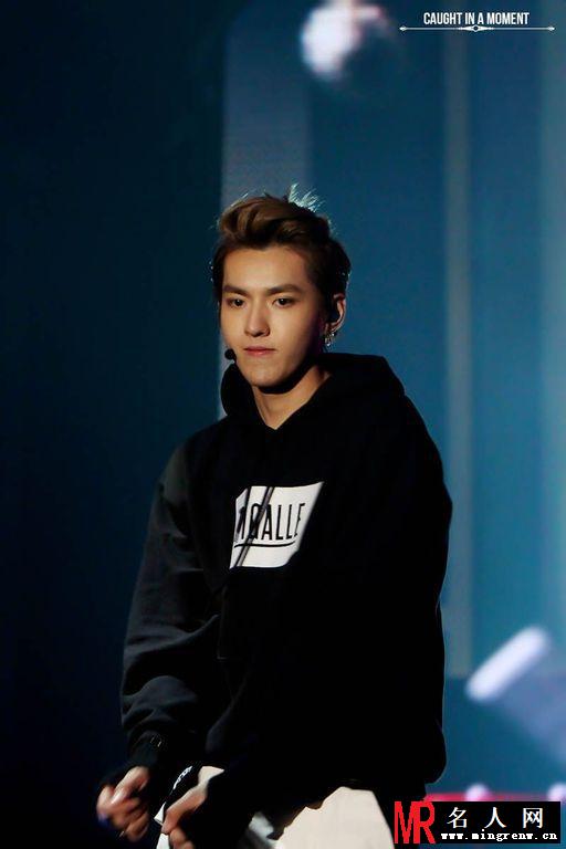 吴亦凡2013年SMWEEK演出精彩粉丝欢呼颜值高(1)