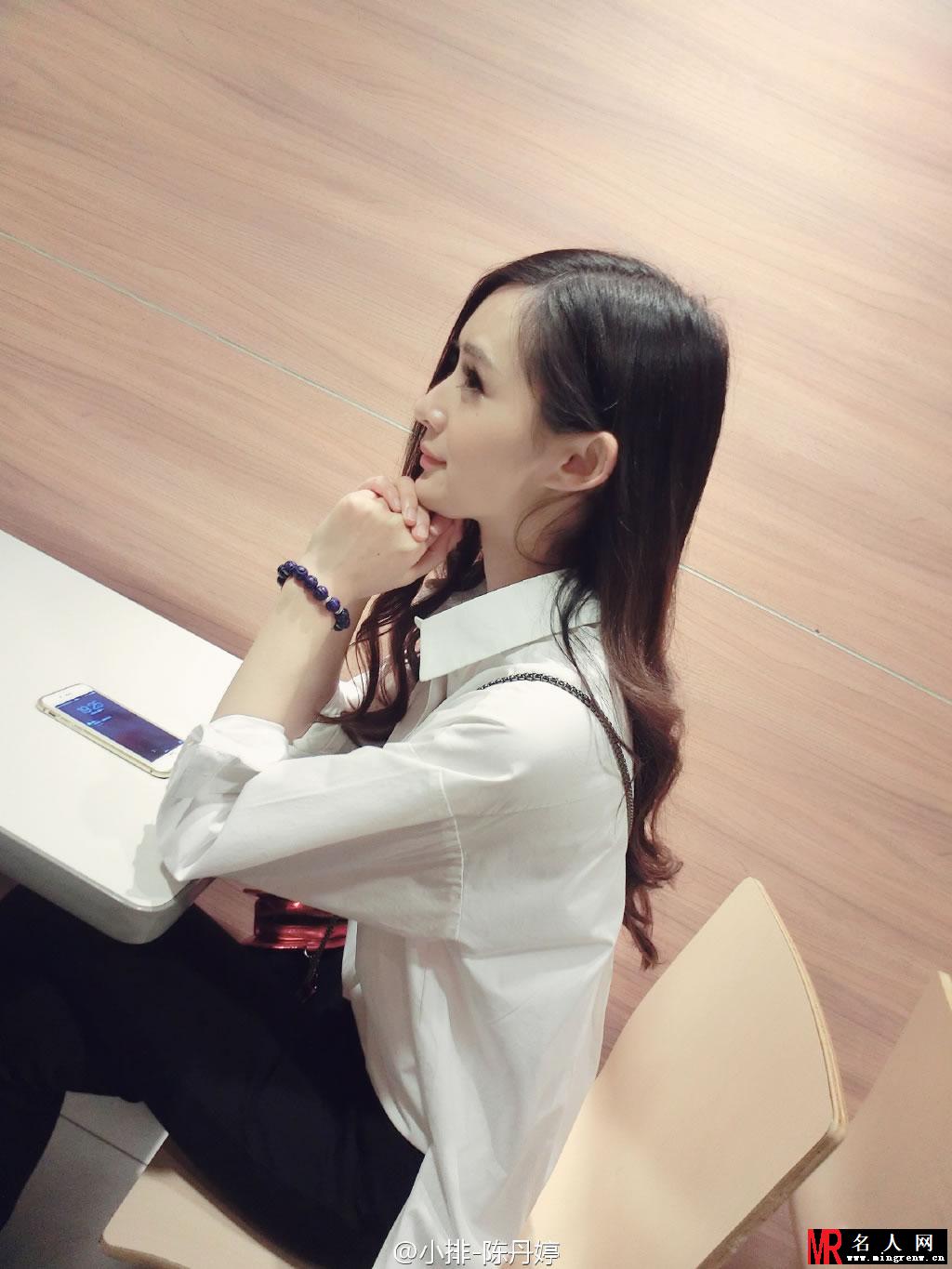 翻版杨幂陈丹婷最新写真 白衣飘飘显气质(1)