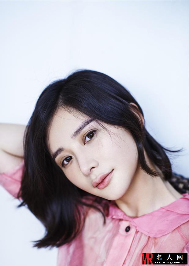 熊乃瑾曝生日写真 妆容精致清新脱俗(1)