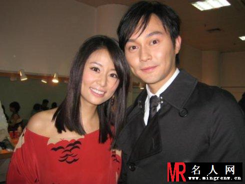 《功夫盛典》红地毯林心如长发秀美小露香肩(1)