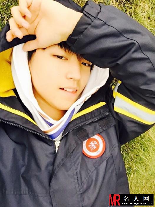 TFBOYS王俊凯2014年下半年帅气生活照集(1)