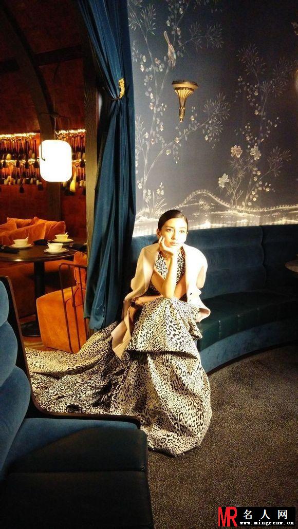 Angelababy美艳登Vogue 感谢黄晓明给自己自由(1)