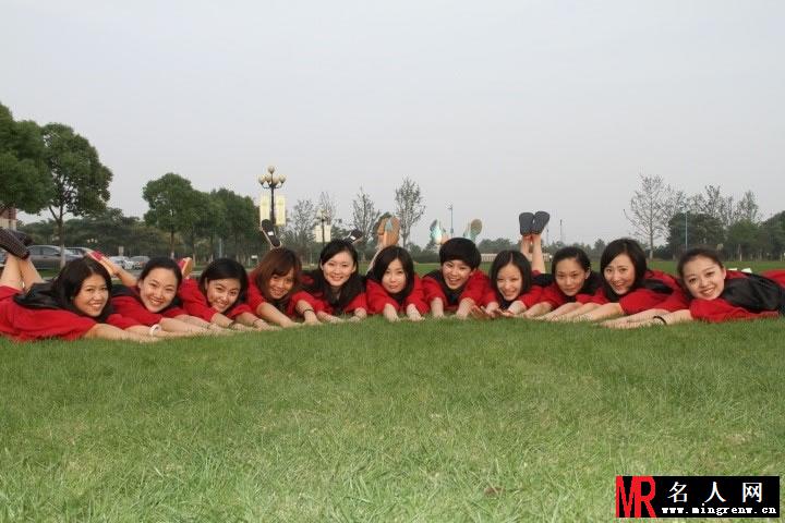 倪妮2011年6月毕业照 疯狂青春幸福回忆(1)