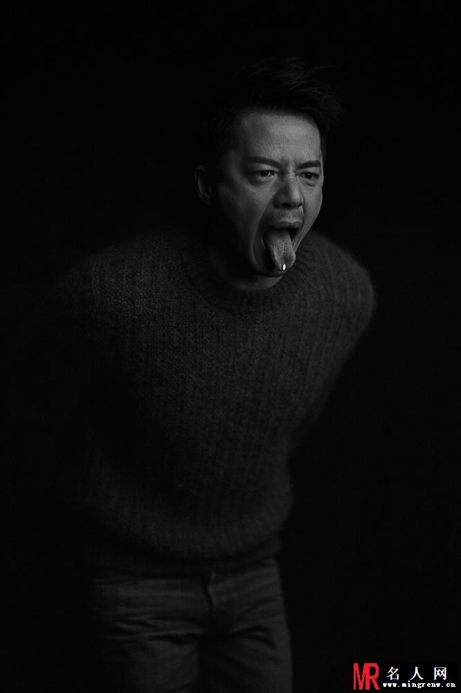 段奕宏黑白写真 沉稳有魅力(1)