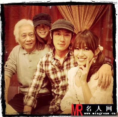 曾做人流交了七任男友的张子萱豪放旧照流出(1)