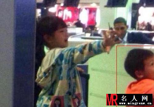 田亮儿子近照曝光 网友纷纷感叹(1)